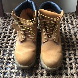 Timberland butters/construction. 10.5